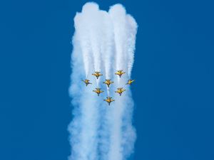 وفي وقت سابق هدّدت كوريا الشمالية بإسقاط أي طائرات تجسس أميركية تنتهك مجالها الجوي،