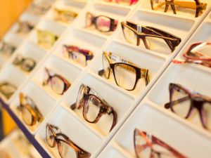 محل نظارات بالرياض