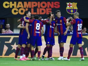 معلق مباراة برشلونة وتوتنهام اليوم في كأس جوان غامبر 2023