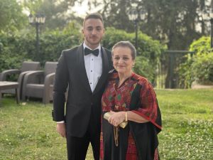 الأميرة عالية الحسين برفقة ابنها عبدالحميد