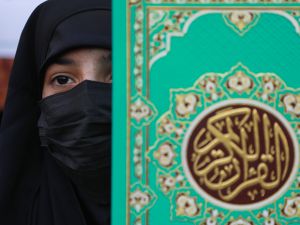 السويد تشدد الرقابة على حدودها مع تصاعد ازمة تدنيس المصحف