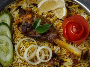 الكبسة الإماراتية باللحم