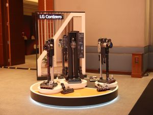 إل جي تقدم مجموعة جديدة من المكانس الكهربائية،  وأبراج الغسيل وثلاجات إنستافيو في السعودية