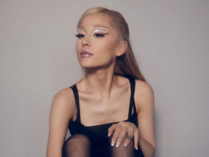 Ariana Grande split from Gomez a few weeks ago