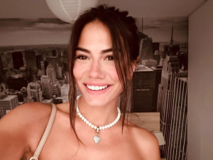 Fans of the actress called Özdemir's look inappropriate  (Instagram)