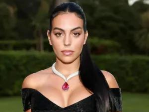 إكسسوارات جورجينا رودريغيز في الصيف...خيارات أنيقة،فاخرة وعملية‎
