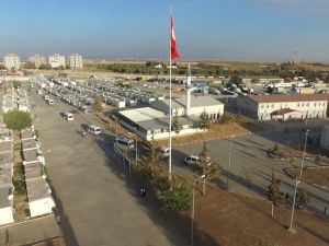Syrian crossings with Turkey