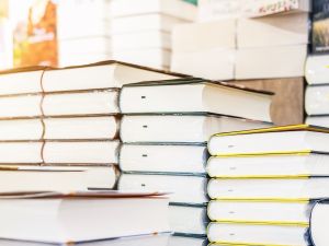 أحدث إصدارات الكتب والمقالات العالمية