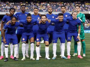 Chelsea players pose for a team photo ahead of a pre-season friendly football match between Chelsea FC and Borussia Dortmund BVB at Soldier Field in Chicago, Illinois, on August 2, 2023. (Photo by KAMIL KRZACZYNSKI / AFP)