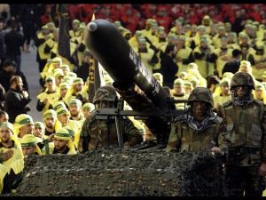 عرض عسكري لحزب الله اللبناني