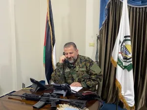 القيادي في حماس صالح العاروري