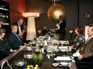 بوش الابن: قائد فاغنر "كان يقدم لي الطعام"