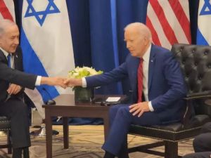 وتخشى إسرائيل ان تستخدم الطاقة النووية المدنية في اي من دول المنطقة كغطاء لصناعة قنابل في الخفاء.