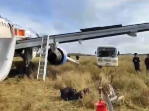 هبوط اضطراري لطائرة روسية على  متنها 167 شخصاً