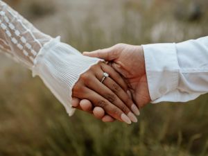 عبارات تهنئة بالخطوبة