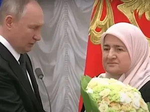 قديروف يندد بـ"وقاحة" واشنطن بعد ادراجها والدته في قوائم العقوبات
