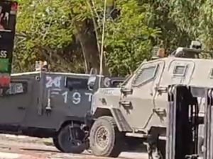 اشتباكات عنيفة خلال اقتحام الجيش الاسرائيلي مخيم جنين