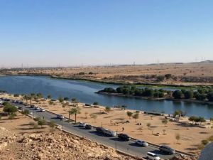 منتزه وبحيرات الحائر