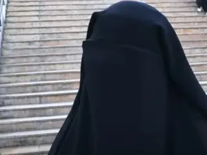 النقاب