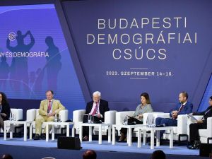 DIFI Discusses Family Policies at Budapest Demographic Summit