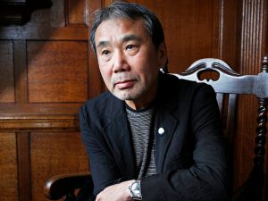 من هو الكاتب الياباني هاروكي موراكامي ؟