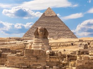flydubai launches daily service to Cairo