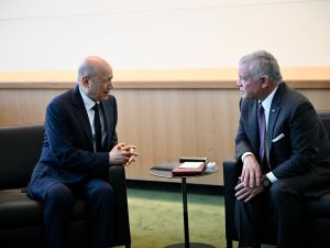 Rashad Al-Alimi and King Abdullah II