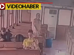 تركي يضرم النار بشعر شاب 