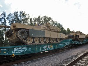 دبابات أبرامز الأمريكية