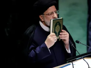 الرئيس الإيراني إبراهيم رئيسي