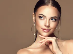 ما هي أشهر ماركات المجوهرات الرائجة لعام 2023