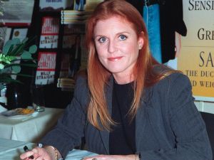 من هي المؤلفة والكاتبة سارة فيرغسون دوقة يورك؟