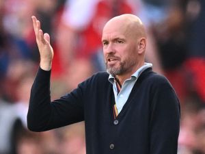 Manchester United's Dutch manager Erik ten Hag gestures on the touchline during the English Premier League football match between Arsenal and Manchester United at the Emirates Stadium in London on September 3, 2023. (Photo by Glyn KIRK / AFP)