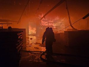 هجوم صاروخي روسي "هائل" على امتداد اوكرانيا