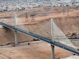 الجسر المعلق الرياض