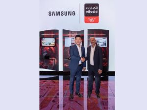 سامسونج تتوج حضورها الناجح في "جيتكس جلوبال" بالتعاون مع اتصالات من e& 