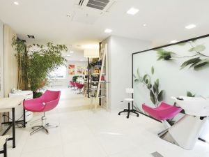 صالون نسائي بالرياض