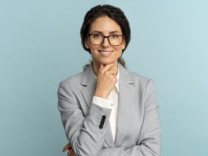 في اليوم العالمي للمدير...أفضل موديلات البليزرات الرسمية لتعزيز إطلالتكِ