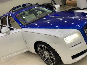 مكاتب تاجير سيارات فخمة الرياض