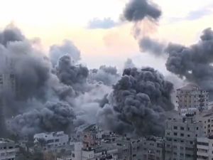 جنون الانتقام.. غارات اسرائيلية تمحو احياء باكملها في غزة