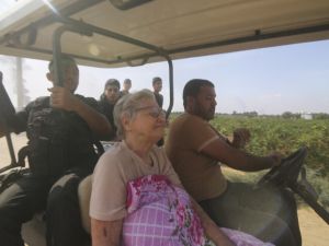 الأسيرة المُسنة 