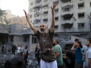 آلاف الشهداء والجرحى جراء العدوان الاسرائيلي على قطاع غزة