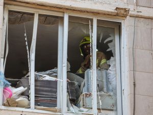 دمار في مستوطنة سديروت في غلاف قطاع غزة