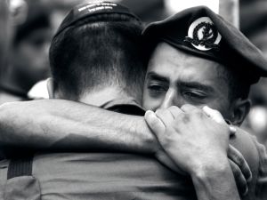 حكومة الاحتلال الاسرائيلي تُخفي عن الجمهور العدد الحقيقي للقتلى والاسرى 