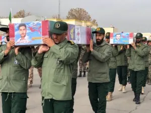 إيران تستعيد رفات قتلى من الحرس الثوري