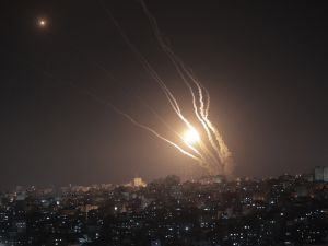 اسرائيل اسقطت ما يعادل قنبلتين نوويتين على قطاع غزة 