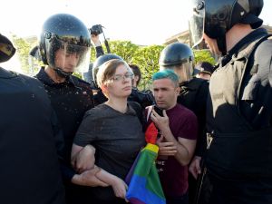 Russian riot police detained gay rights activist during World Day Against Homophobia and Transophobia in Saint Petersburg, Russia. (Olga Maltseva/ AFP)