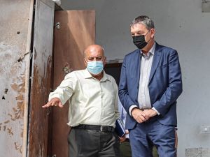 UN pledges support for Palestinians amidst Gaza evacuations; Philippe Lazzarini visits the strip. (Mahmud Hams/ Shutterstock)