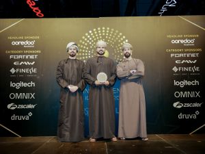 تكريم Ooredoo خلال حفل توزيع جوائز تكنولوجيا المعلومات والاتصالات الذكية للعام 2023م