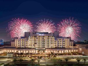 Yas Island marks 52nd UAE Union Day with stunning fireworks display and A-list Arabic performances